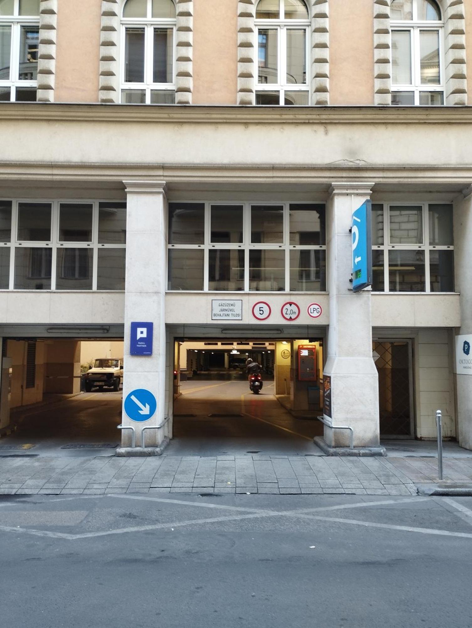בודפשט Free Parking Garage! Downtown Apartment Close To New York Cafe מראה חיצוני תמונה