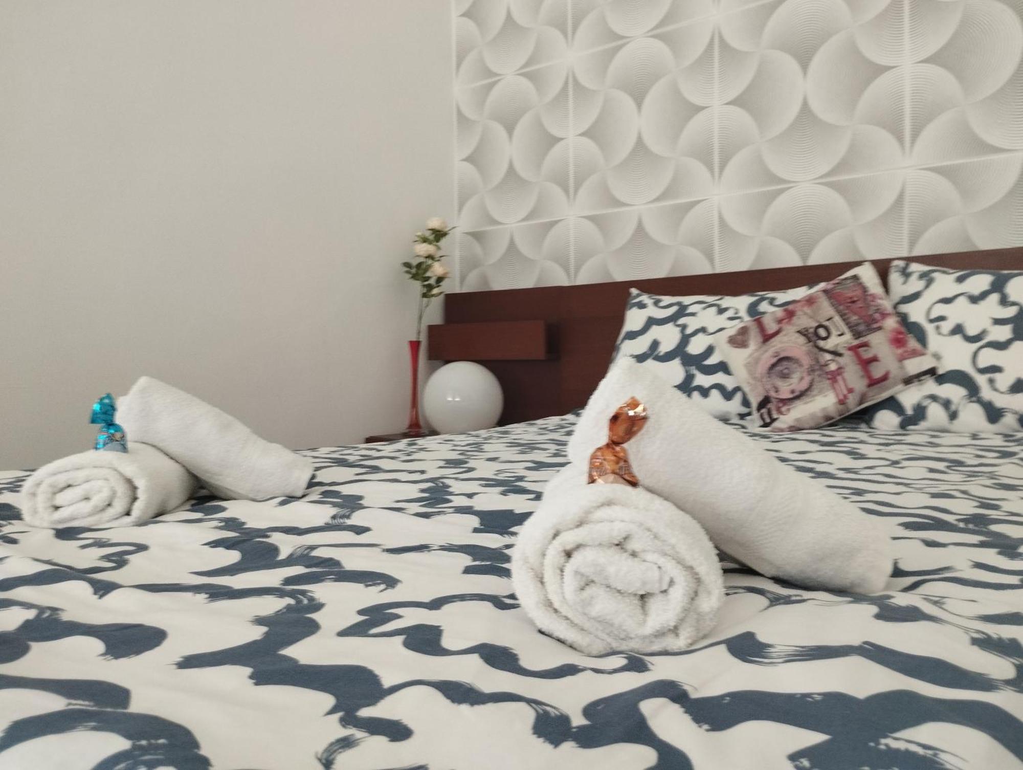 בודפשט Free Parking Garage! Downtown Apartment Close To New York Cafe מראה חיצוני תמונה